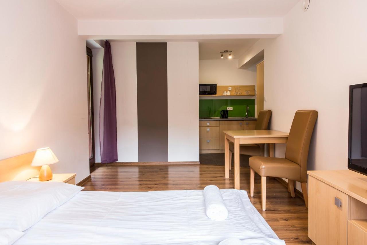 Udanypobyt Apartamenty Przy Dolinach E I F Kościelisko Exterior foto