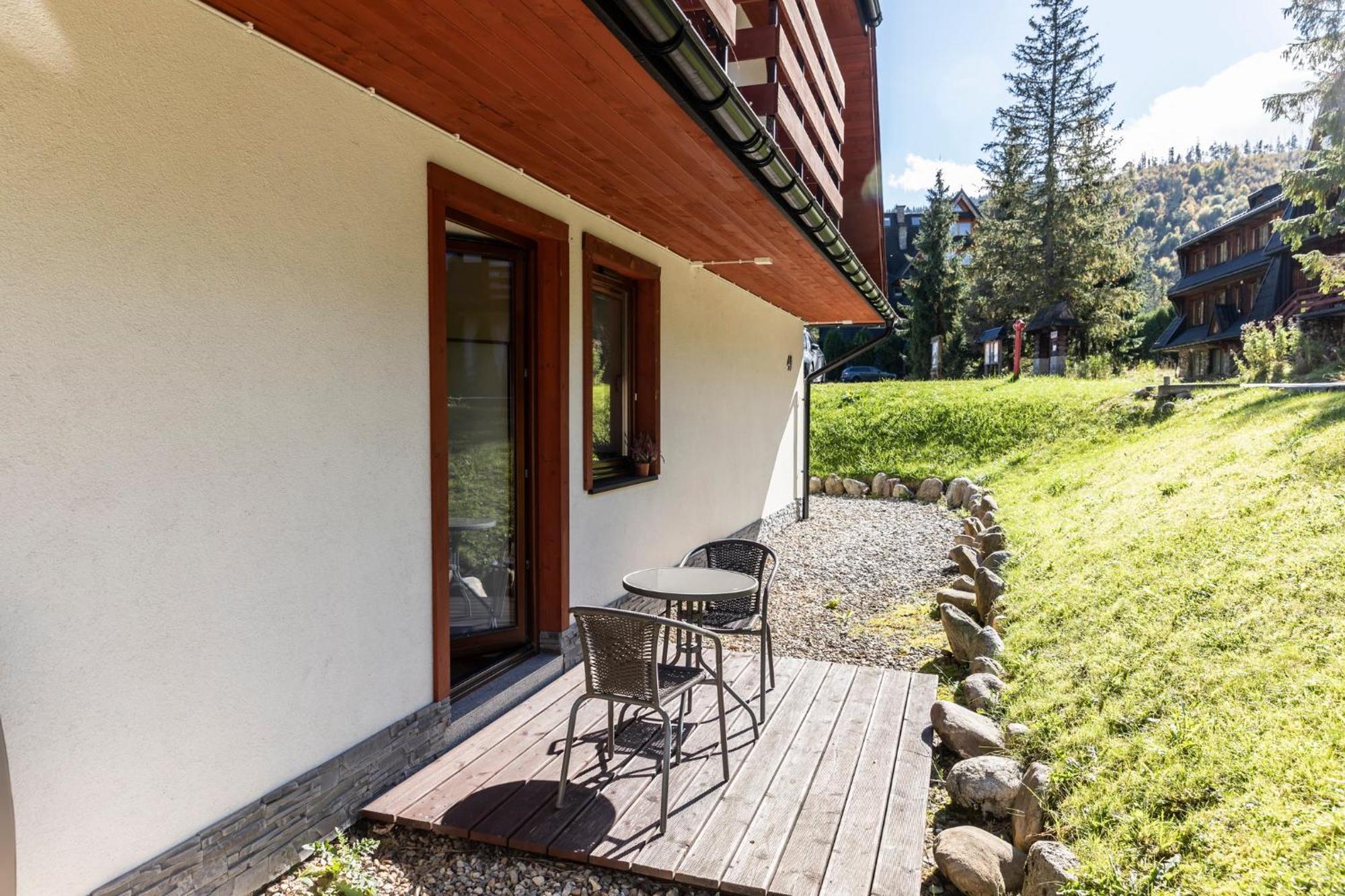 Udanypobyt Apartamenty Przy Dolinach E I F Kościelisko Exterior foto