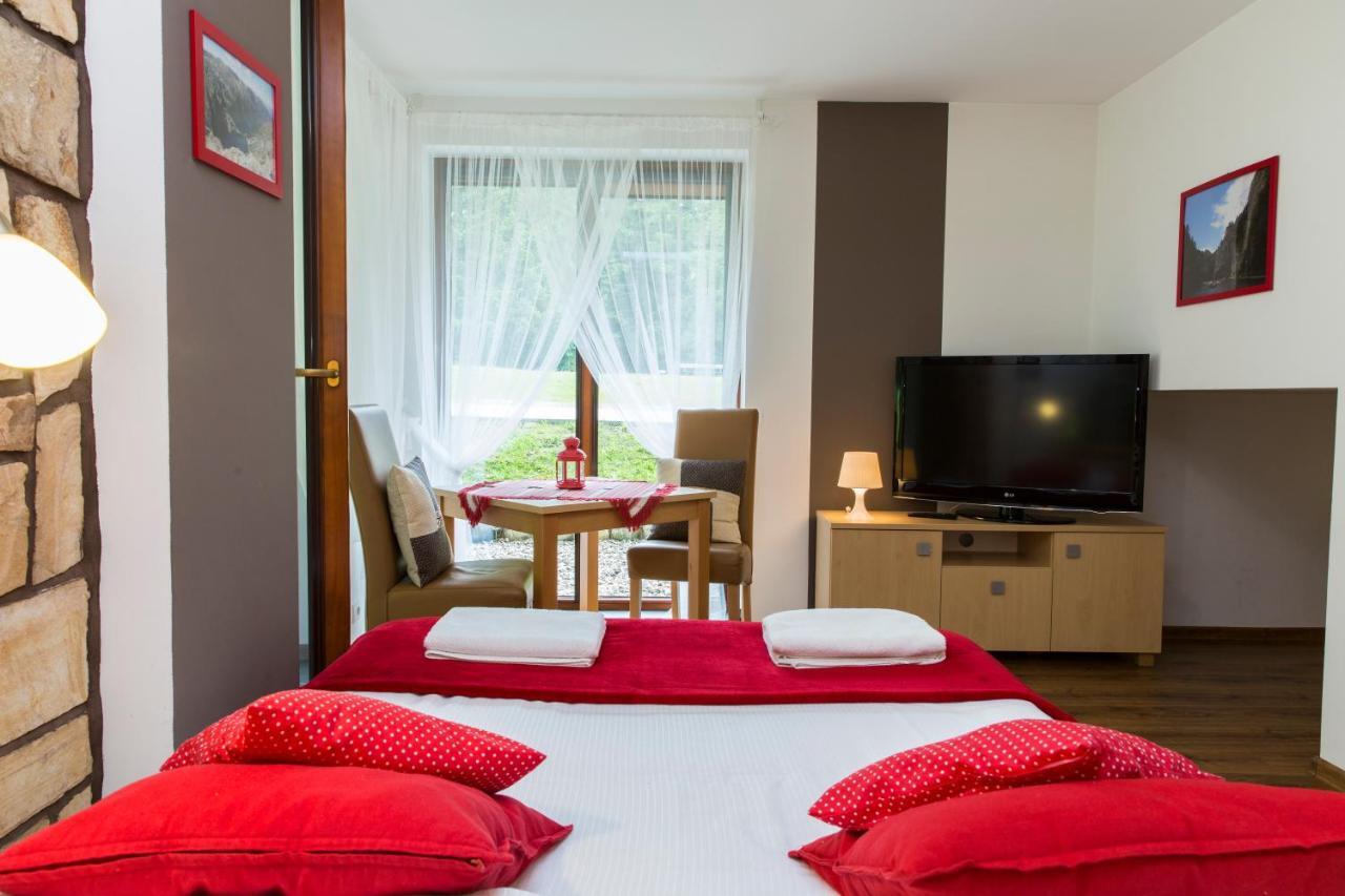 Udanypobyt Apartamenty Przy Dolinach E I F Kościelisko Exterior foto